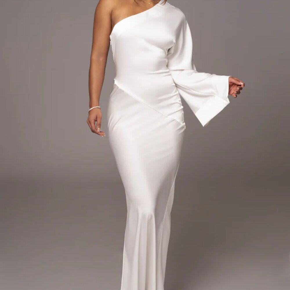 IVORY FEMME DRAPE MAXI DRESS